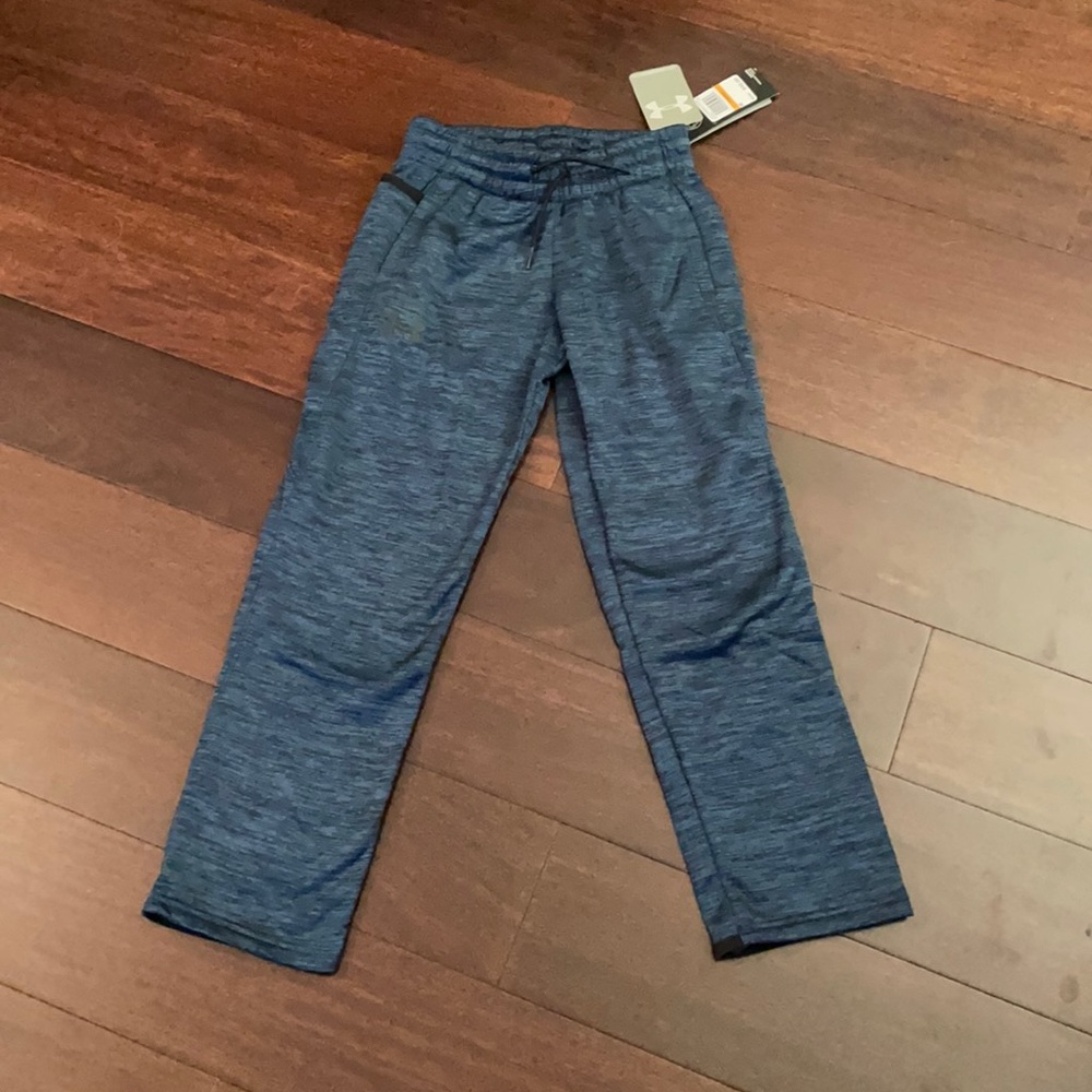 NWT Under Armour boys sweatpants - size small
